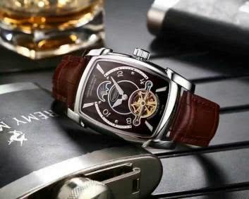 帕玛强尼表维修在哪里修,帕玛强尼手表划痕修补视频