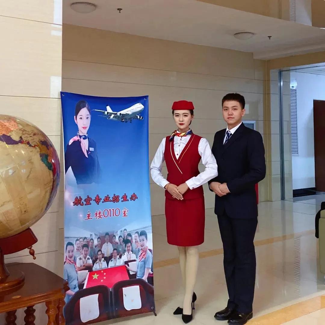 哈尔滨广厦学院蜜雪冰城,北国风光哈尔滨