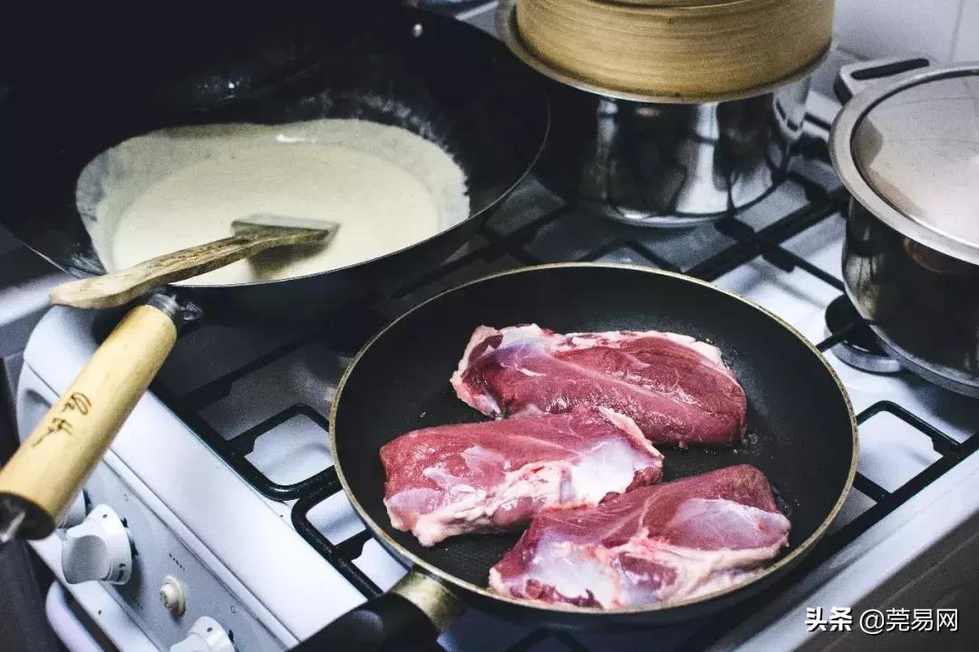 不锈钢不粘锅和涂层不粘锅,铁锅不锈钢锅不粘锅哪个更好