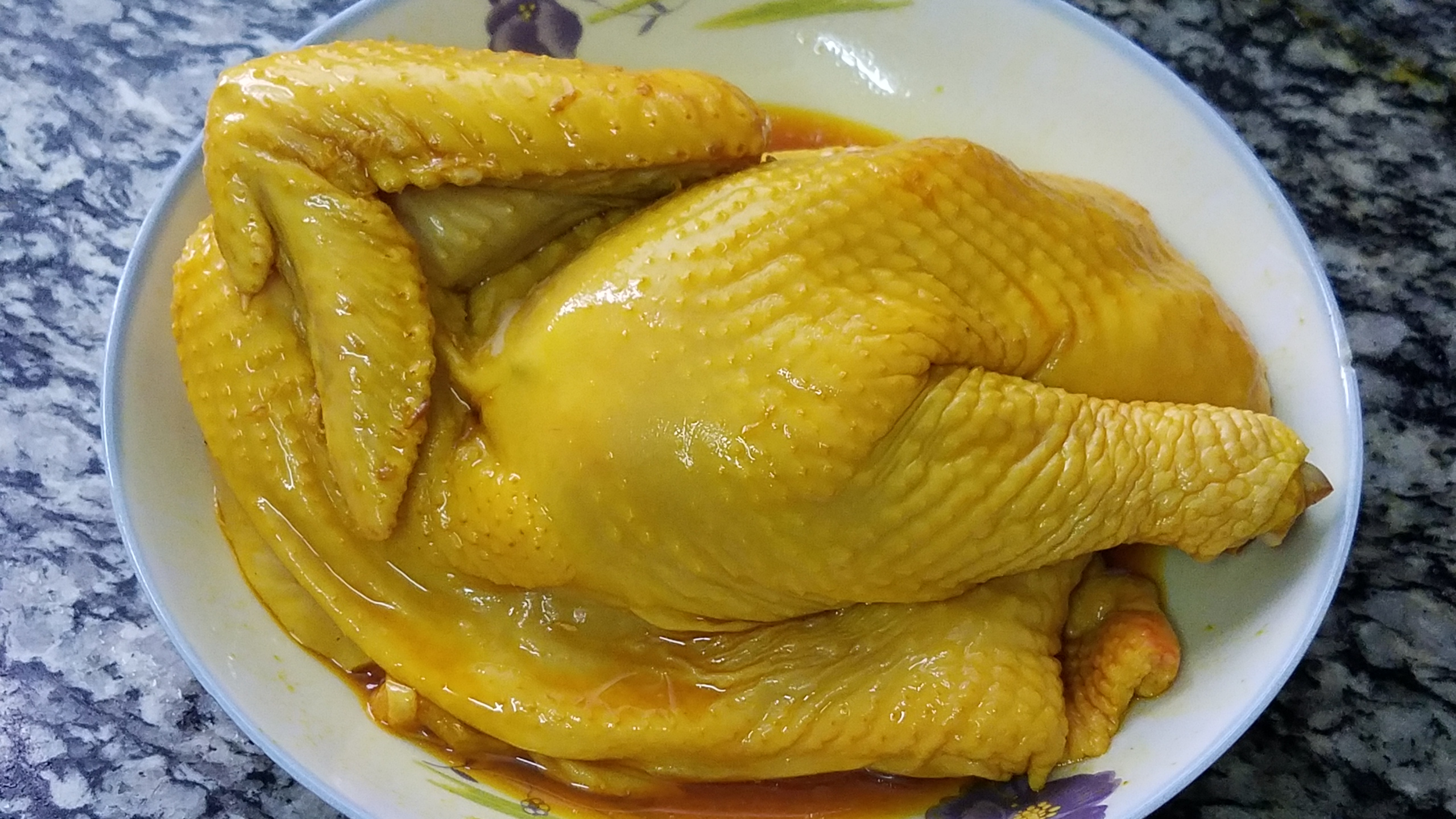 广东正宗的水煮盐焗鸡,广东用盐的盐焗鸡爪的正宗做法