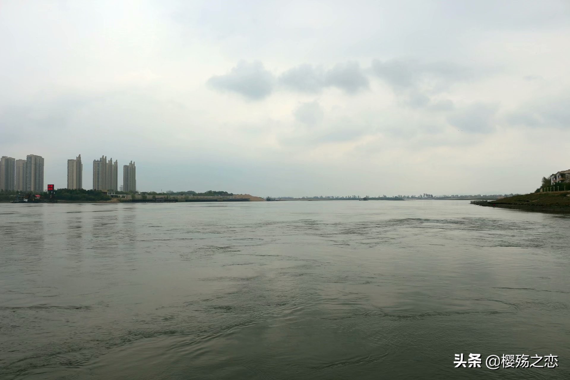 丹东最著名的地方是哪里,丹东中朝界河游船