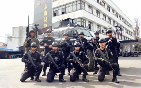 浙江公安特警实战练兵视频,怎样提升公安特警战斗力