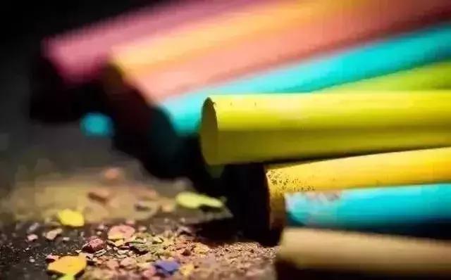 致敬老师感恩老师的散文,写给老师感谢师恩的诗