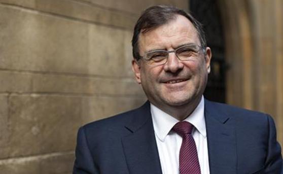 新加坡留学生在墨尔本街头遭暴打,中国留学生在澳大利亚当街遭暴打