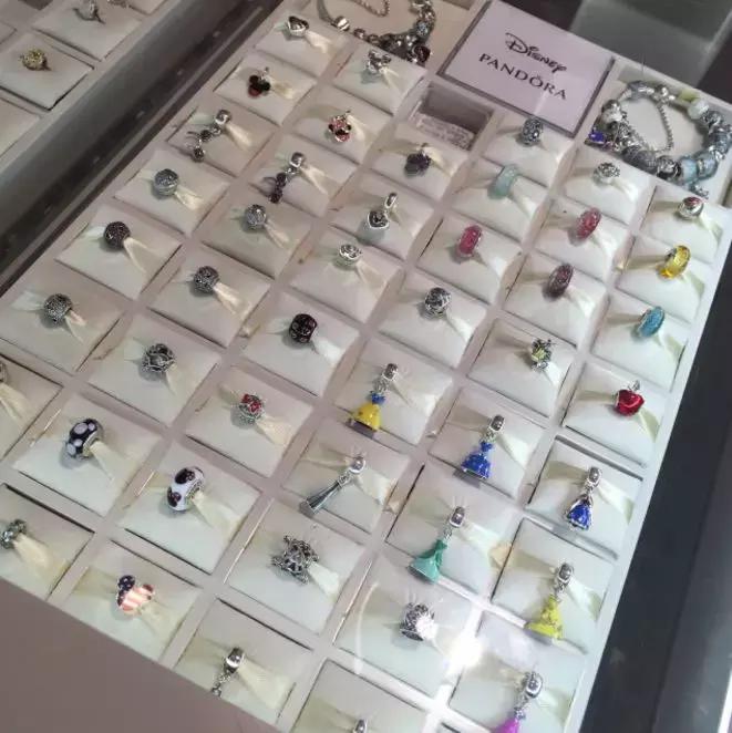 国际珠宝巨头,全球奢侈品市场崩溃