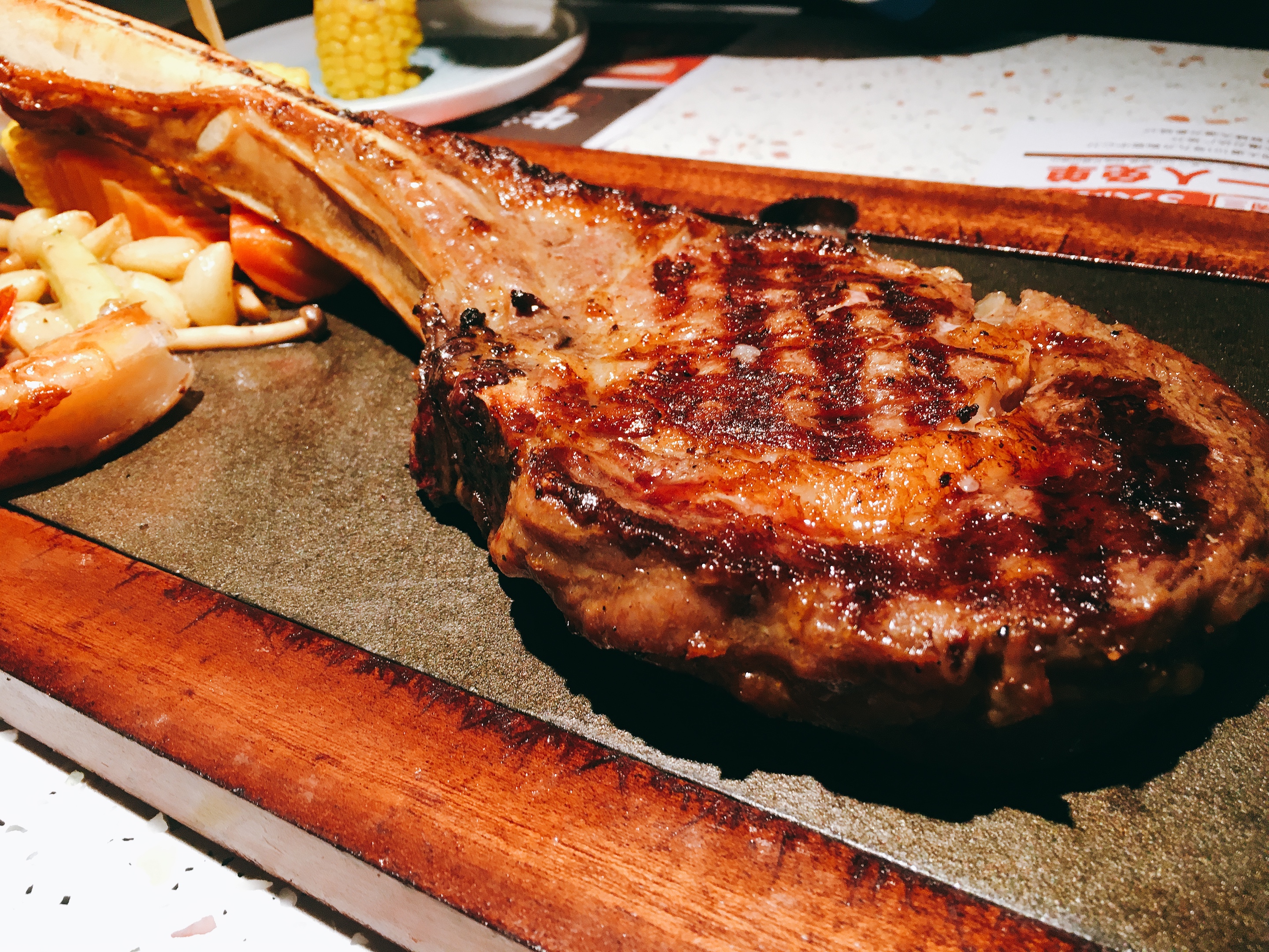 一边写一边流口水,红谷滩这些店可要好好的啊,脱下口罩我就来