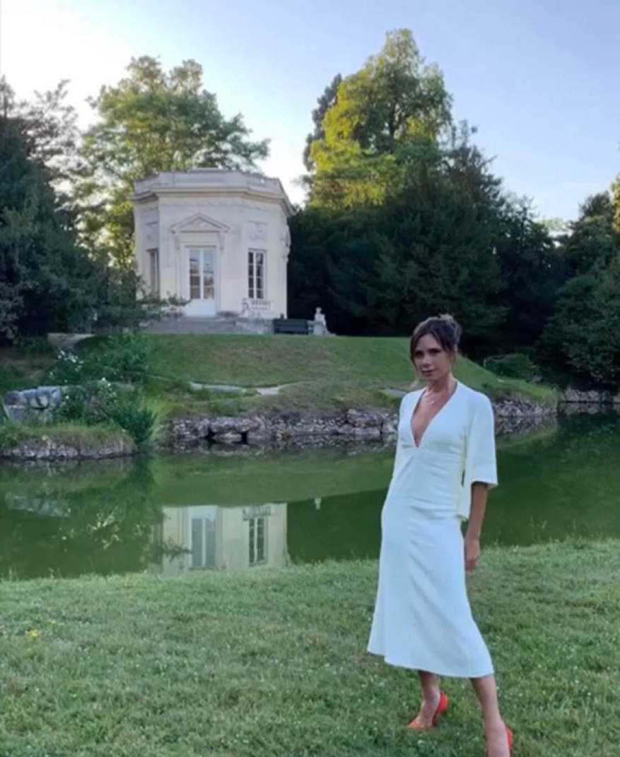 贝嫂生日小贝图片,贝嫂庆祝贝克汉姆生日