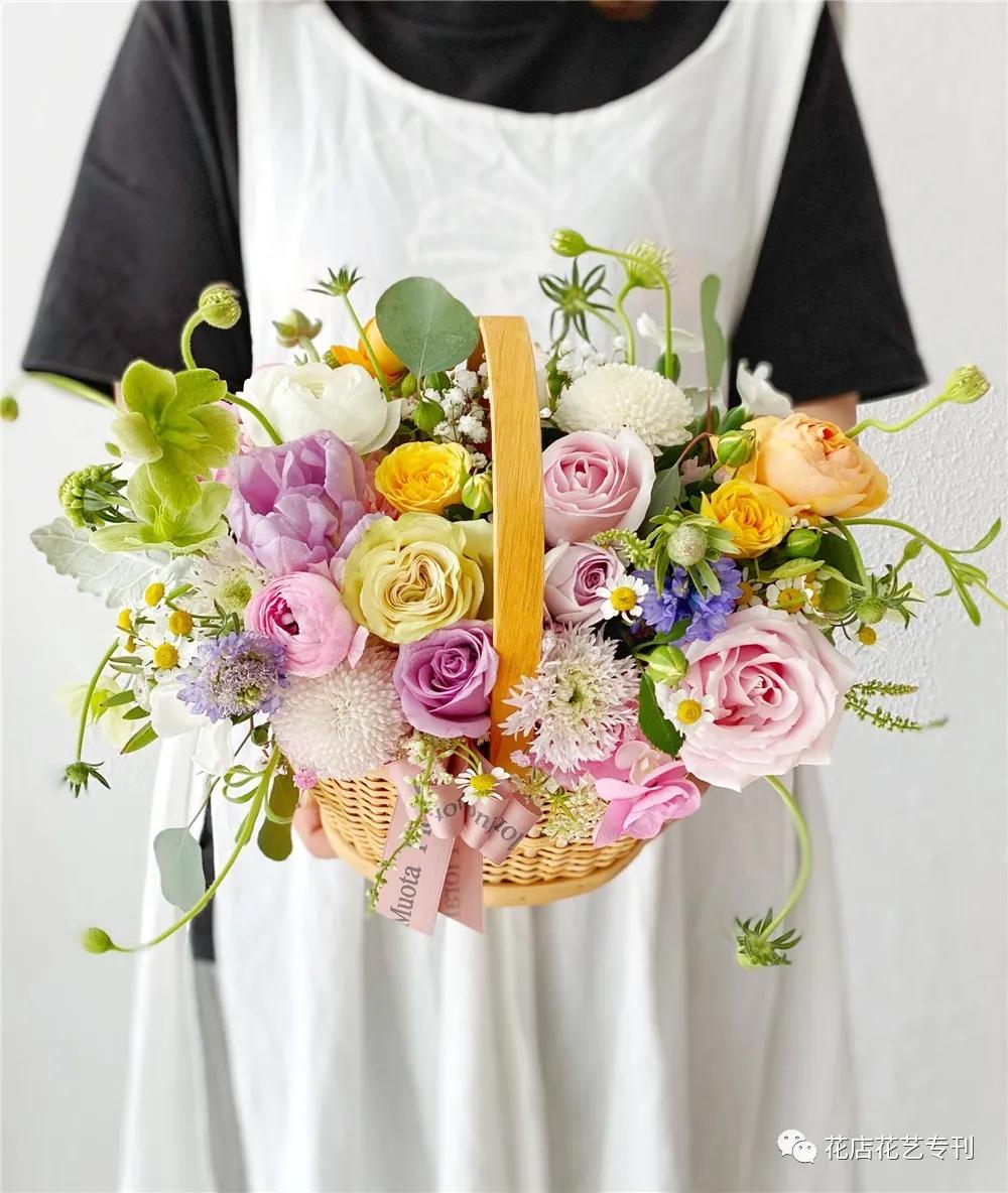 不到3年，她从全职辣妈变身为年营业额400万的花店老板