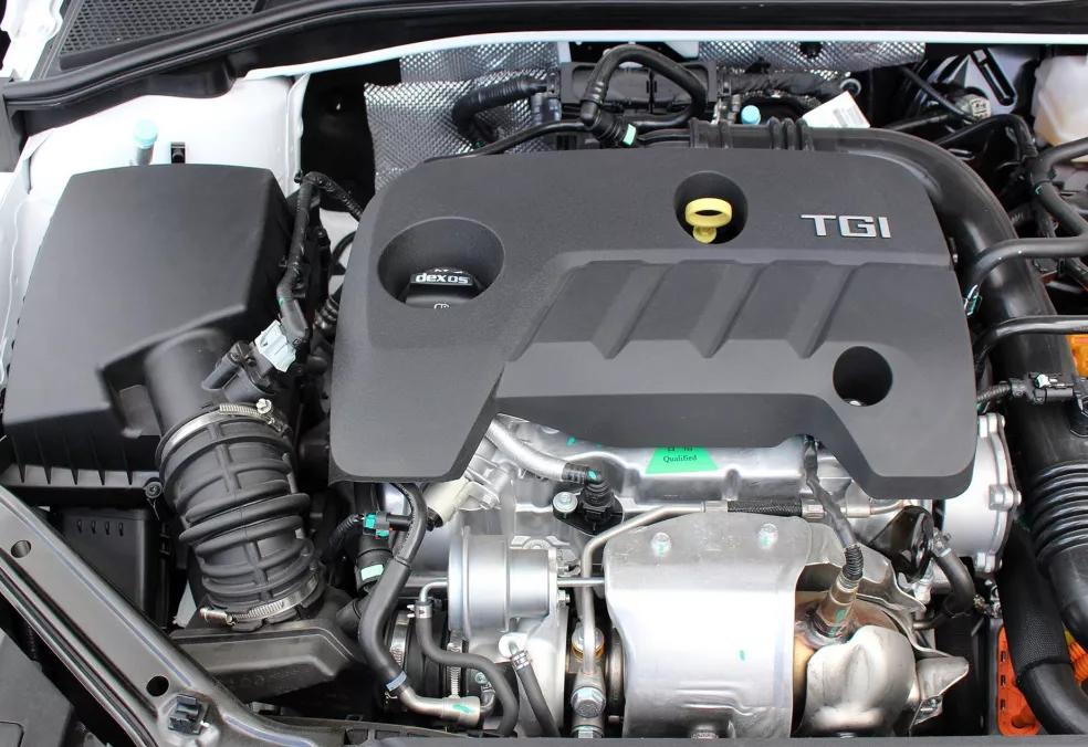 二手荣威i6混动车值得买吗,车主说荣威纯电动