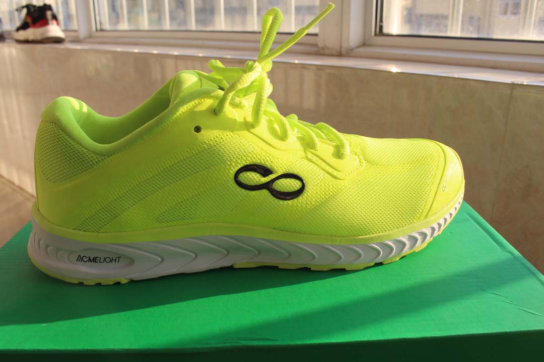 跑鞋入门推荐400元左右耐穿,适合跑步新手入手的跑鞋经济实惠