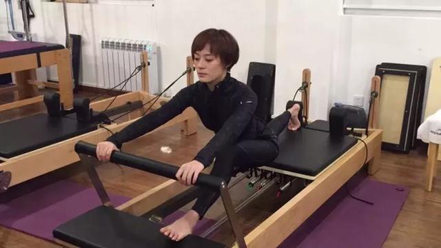 为什么港台女明星那么漂亮,为什么港台艺人都很低调