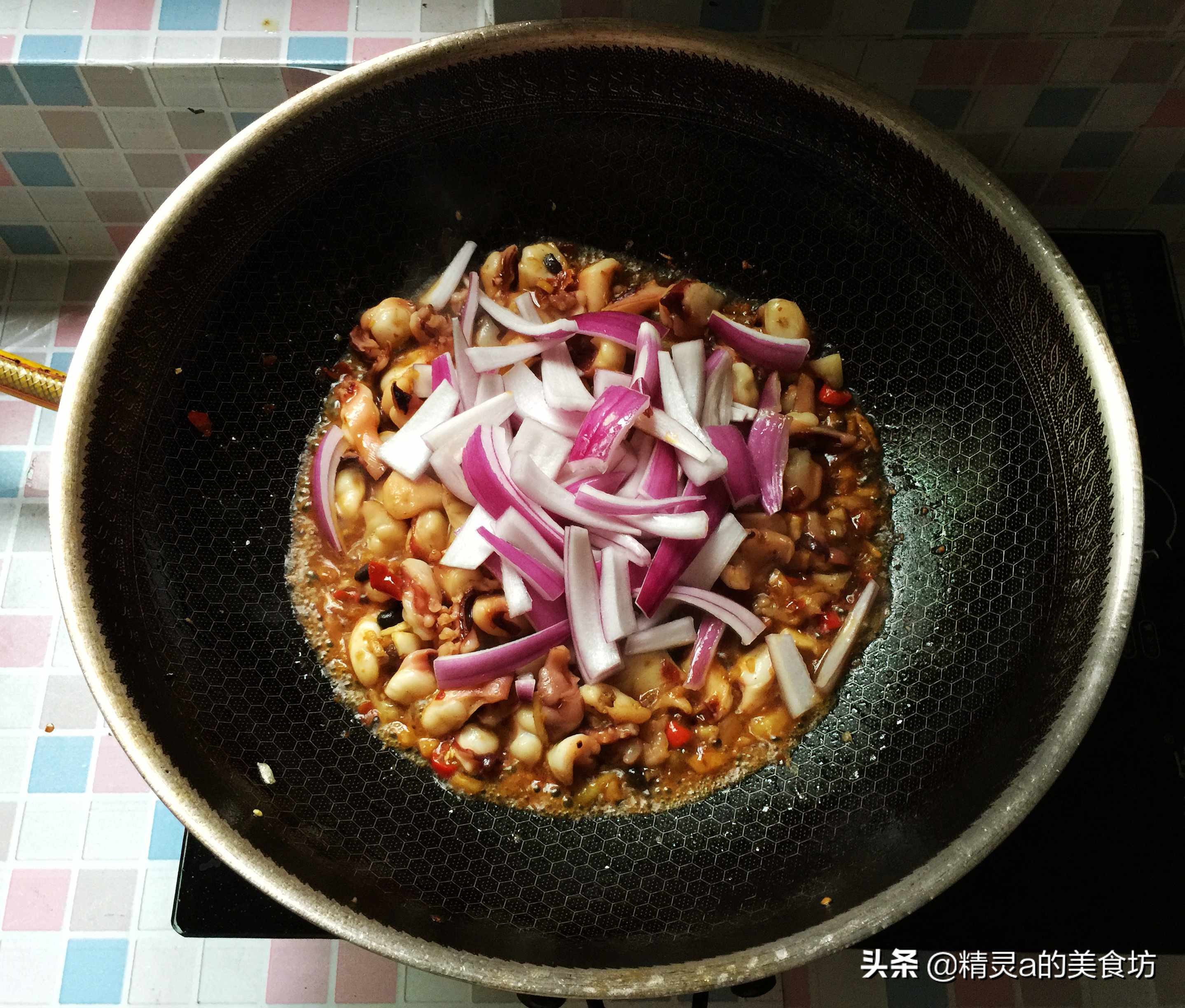 它的蛋白质是牛奶的6倍，隔三差五吃一餐，补钙抗衰老，错过可惜