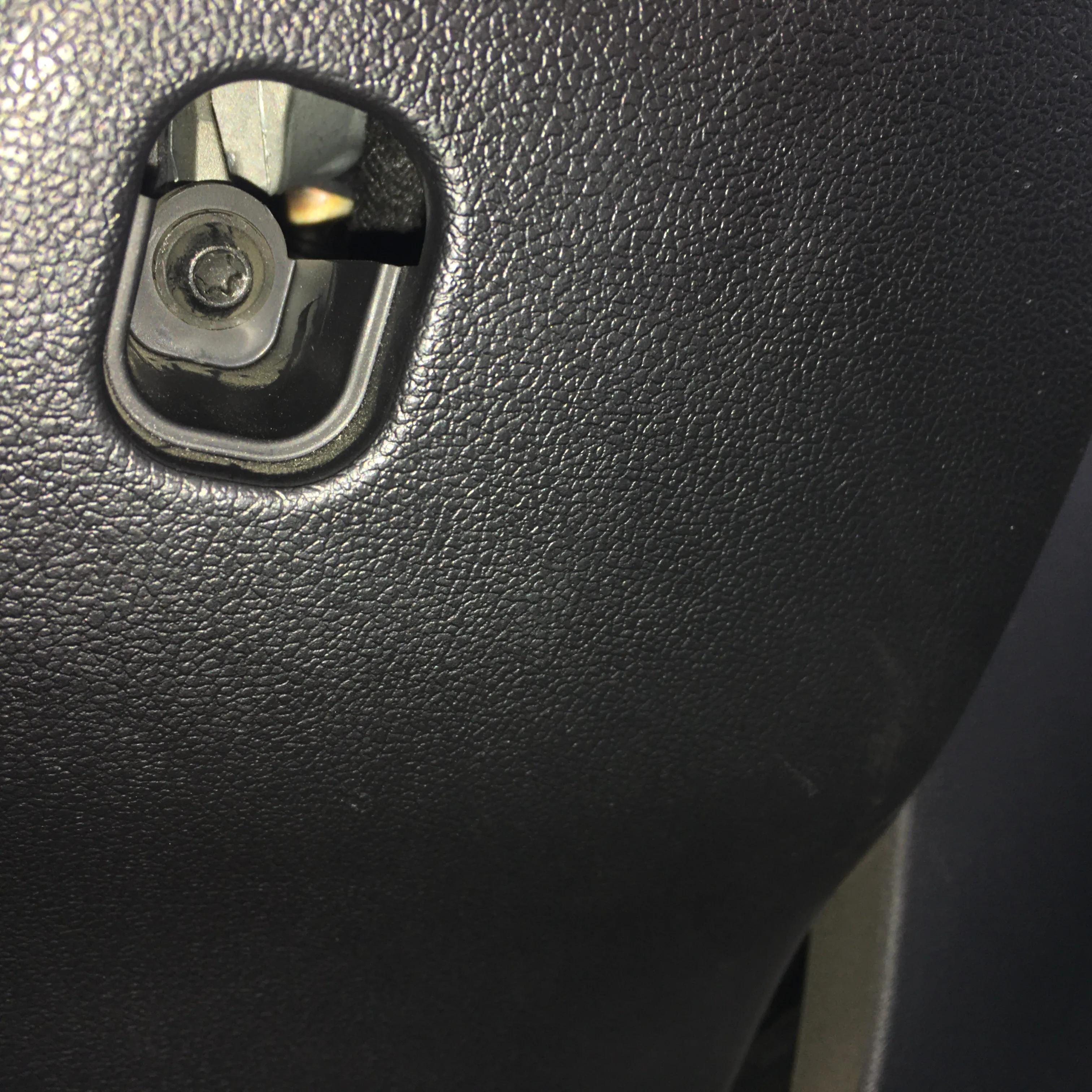 17款新捷达点烟器不好使怎么回事,捷达大灯不亮风机不转点烟器没电