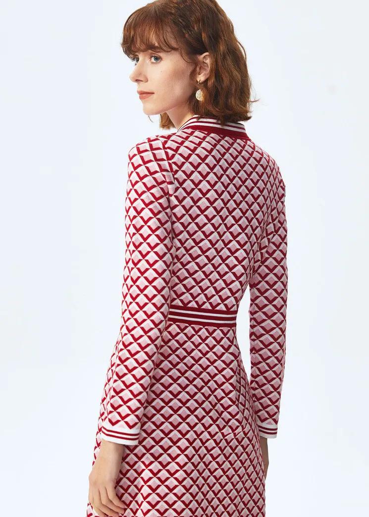 一年四季都好穿的针织裙真香,针织裙充满着潇洒帅气的活力