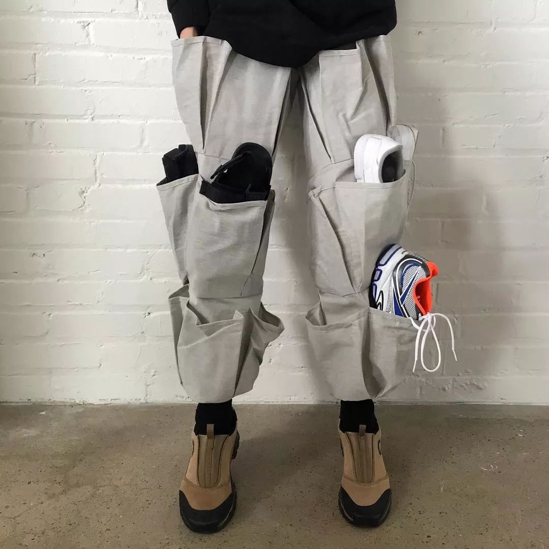 白天正经设计师晚上副业,一个不务正业设计师搞笑视频