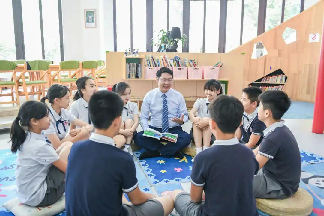 深圳罗湖百仕达小学,深圳百仕达小学是走读吗