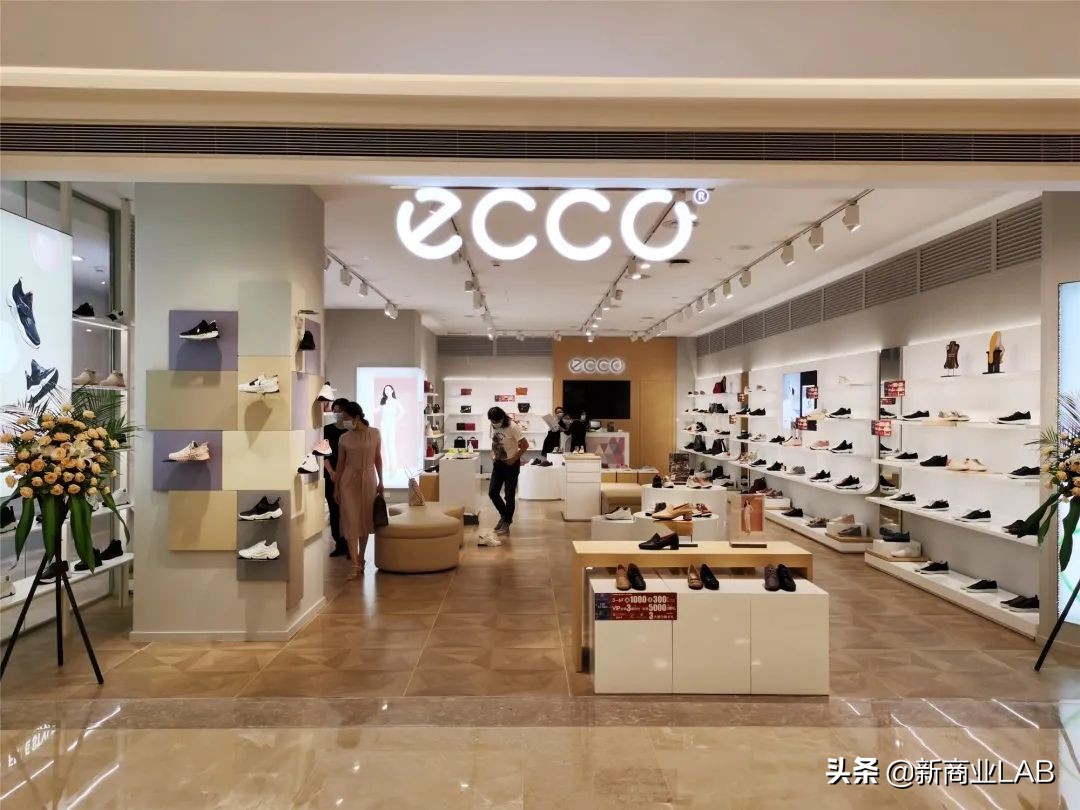 武商武汉国际广场变形记，拥抱变革，推动发展