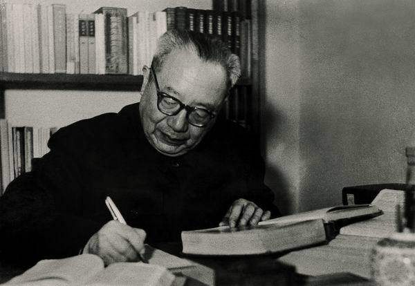 钱钟书去世后杨绛的追求者,杨绛对于钱钟书死去看法