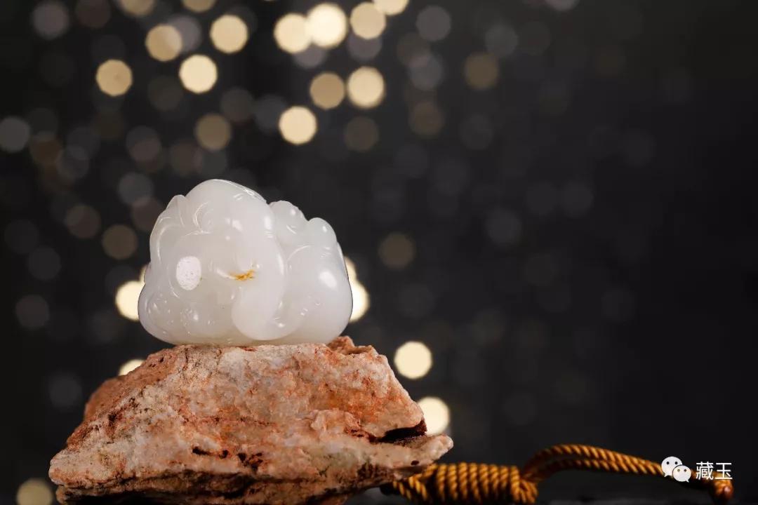 人养玉玉养人的出处,人养玉玉养人岫玉