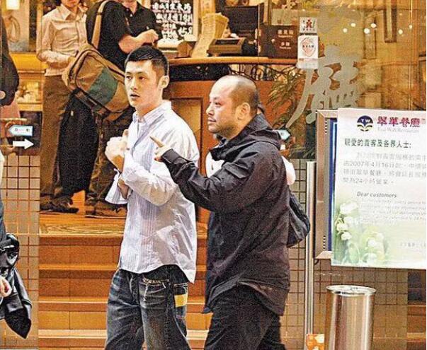 邱淑贞老公身价几亿,邱淑贞老公有多少身家