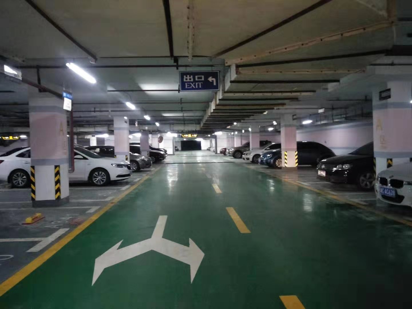 “泰弘进一品、处处显美景