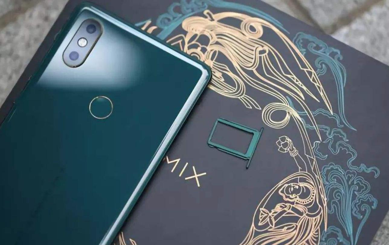 小米宣布三年拿下全球第一,小米下半年最新消息