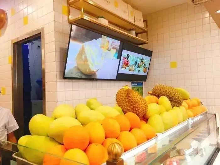 排队40米,刷爆西安人的朋友圈,都为了小寨这款网红“包”!