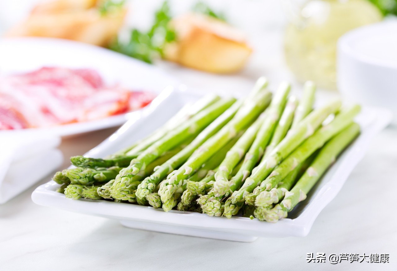 大自然的馈赠补硒的美味芦笋,芦笋含丰富的硒元素