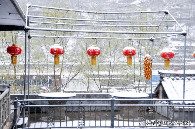 从免费到门票80，太行山下郭亮村，因何成为河南最热旅游村？