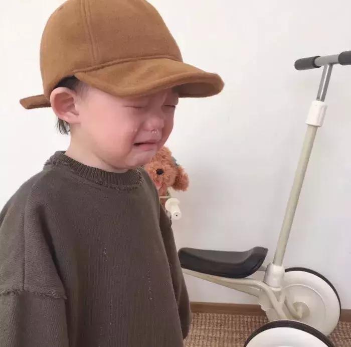 接吻时如何判断女生是初吻,怎么判断男生是不是初吻呢