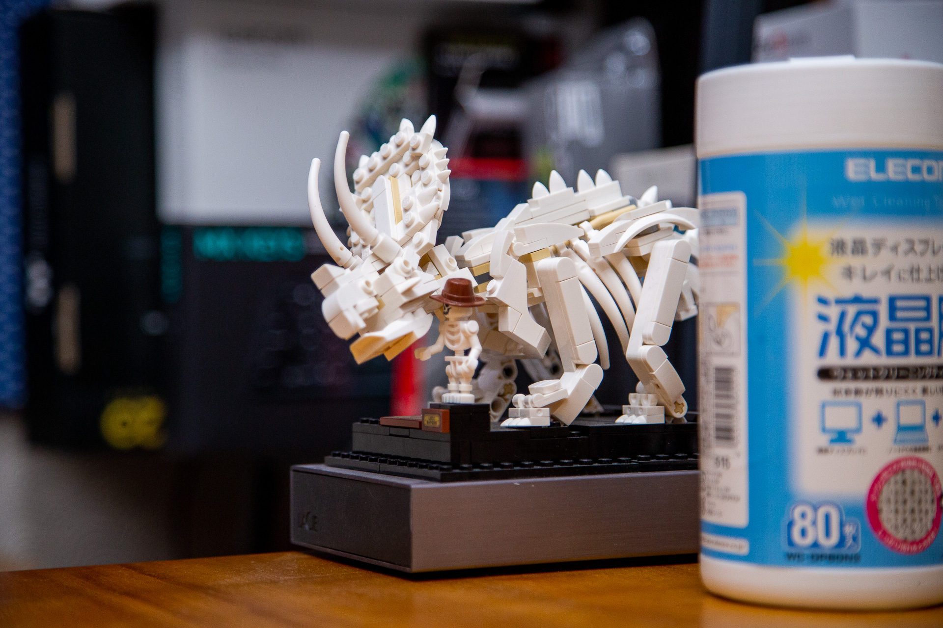 书房桌面价值5W？我的Mac桌面分享