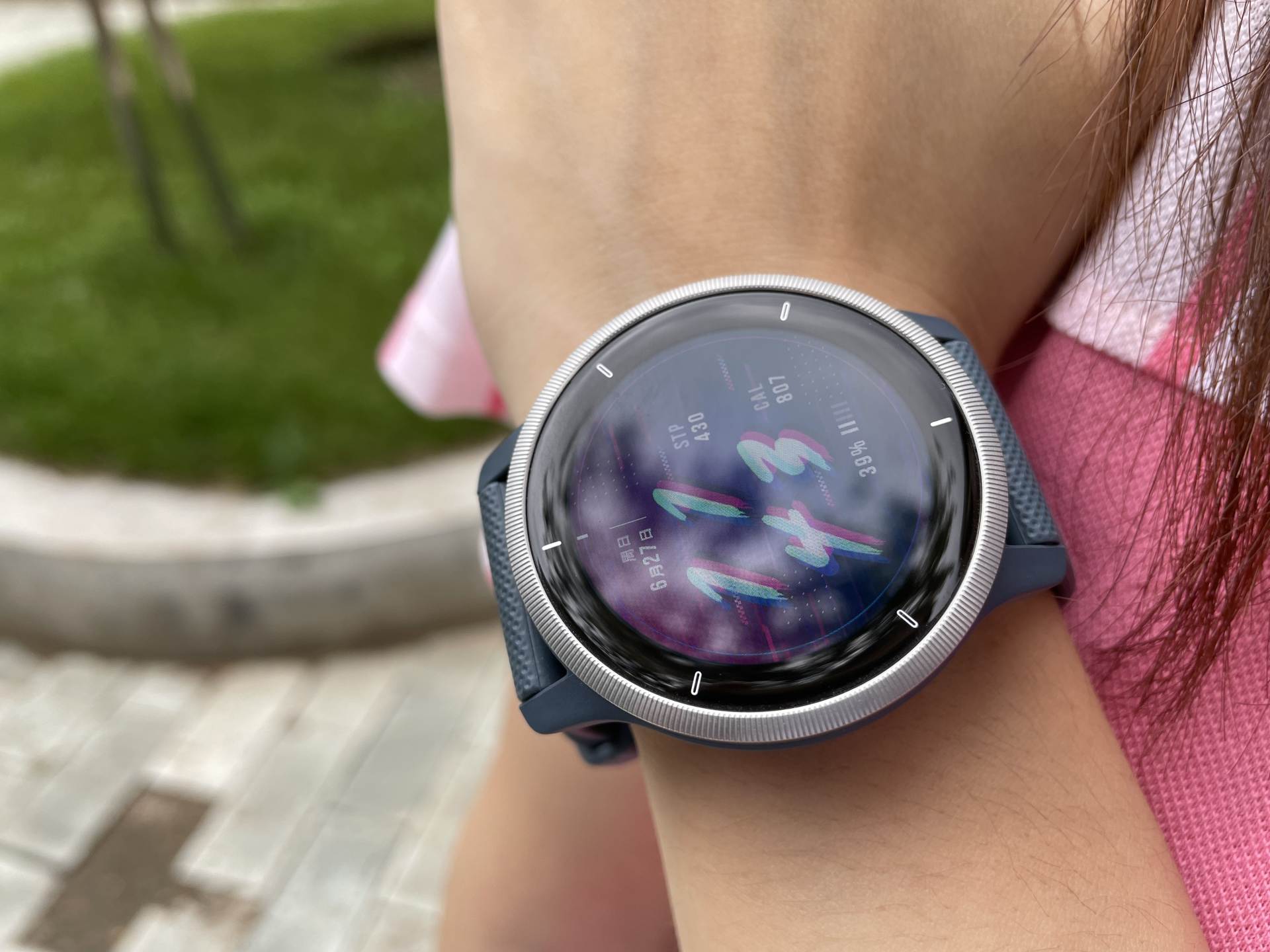 garminvenu2怎么设置表盘,garminvenu2如何开始跑步