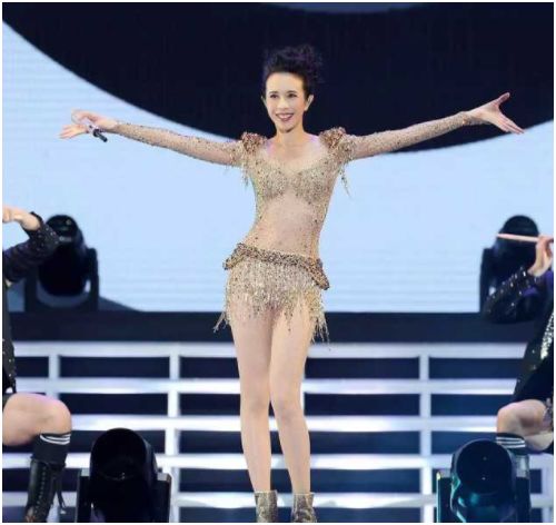 明星们的同学聚会照片,明星同学聚会照