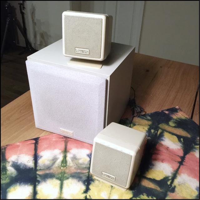 自己动手修复音箱,音箱皮破了怎么修复