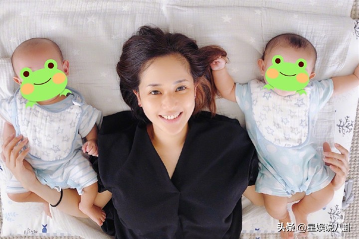 苍井空晒自拍，暴露穿扮疑似没穿衣服，网友调侃“是原来的味道”