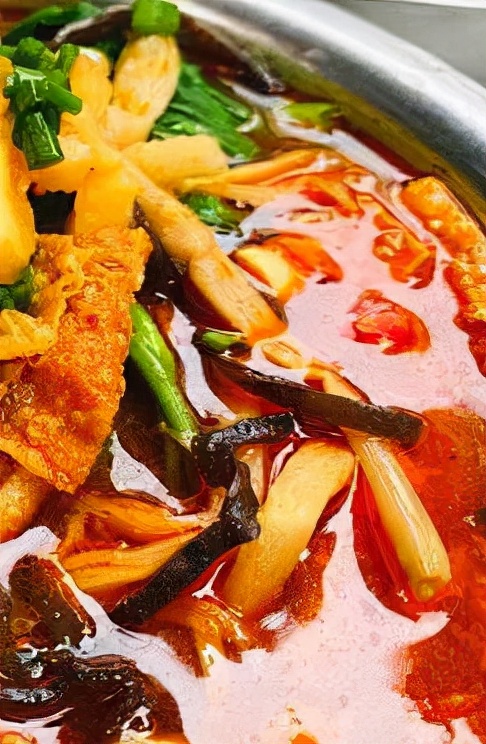 真的是又好吃又便宜的螺蛳粉,香而不腻的螺蛳粉真的太好吃了