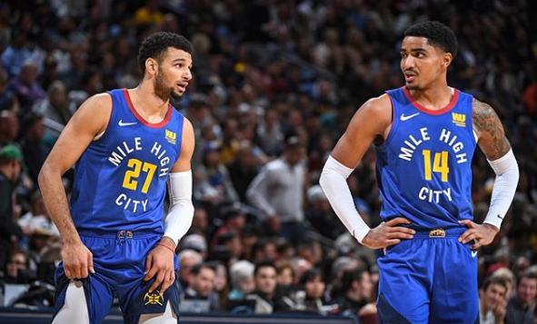 36分20篮板12助攻什么水平,生涯数据22.3分11.9篮板