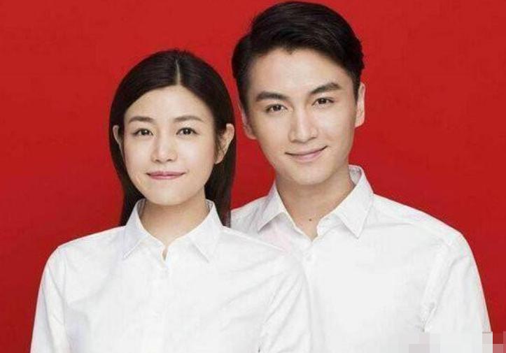 吴京的证件照是什么,吴京晒与郭帆结婚证p图