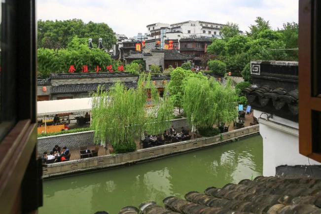 秦淮区东部发展,秦淮区支柱产业