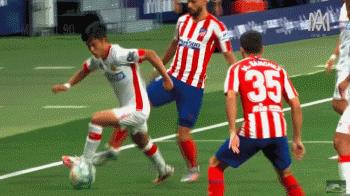 日本梅西打爆马竞！偷师小白油炸丸子1V5送妙传