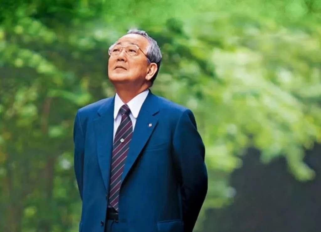 讨厌当下的工作,稻盛和夫想摆脱底层记住四个忠告