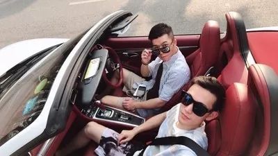 90后三亚租高档别墅跑车,三亚九零后租跑车