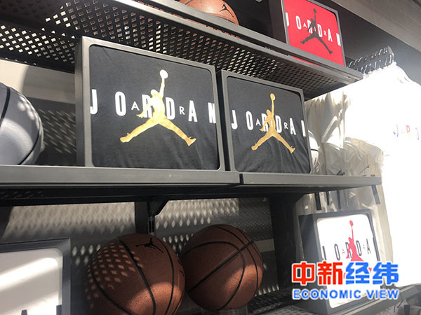 “疯狂”的球鞋：一双潮鞋两年涨价45倍，炒鞋真这么赚吗？