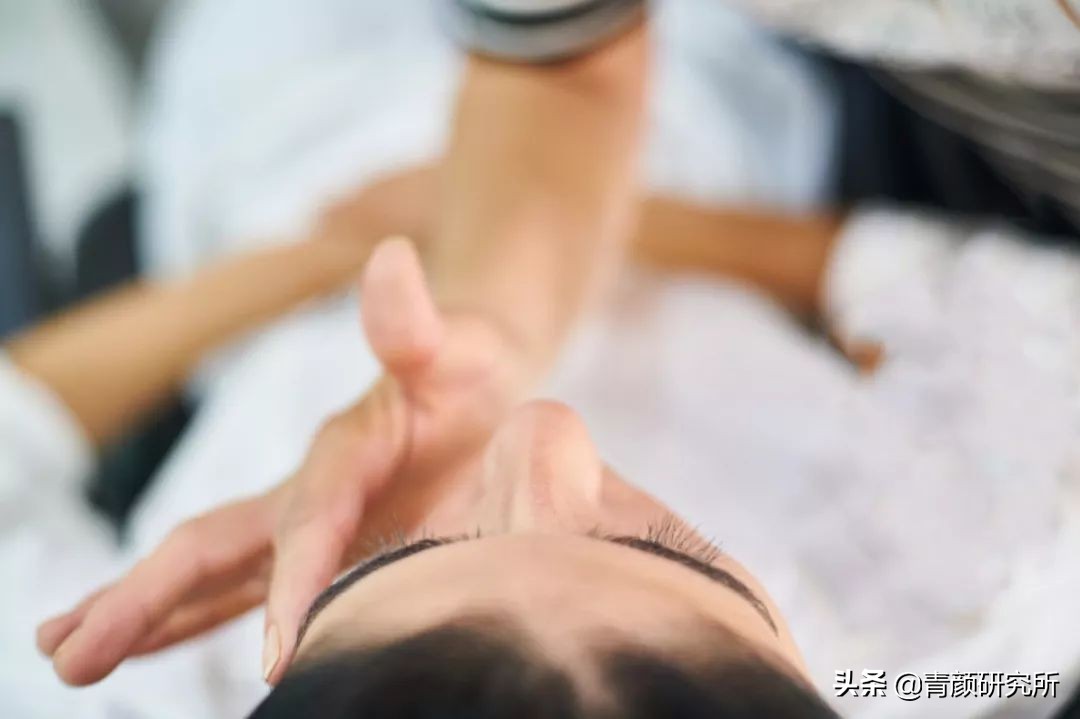 修复角质层薄红血丝敏感肌擦什么,角质层薄红血丝敏感肌肤用什么药