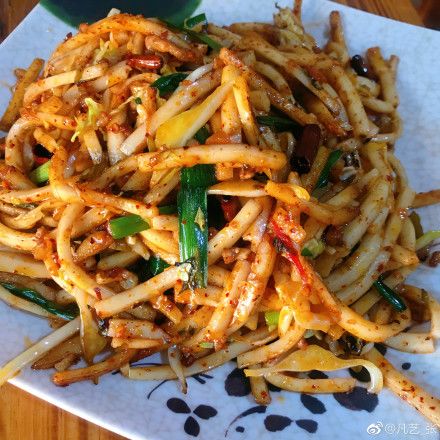 哪种饵丝最好吃,又好吃又简单的饵丝