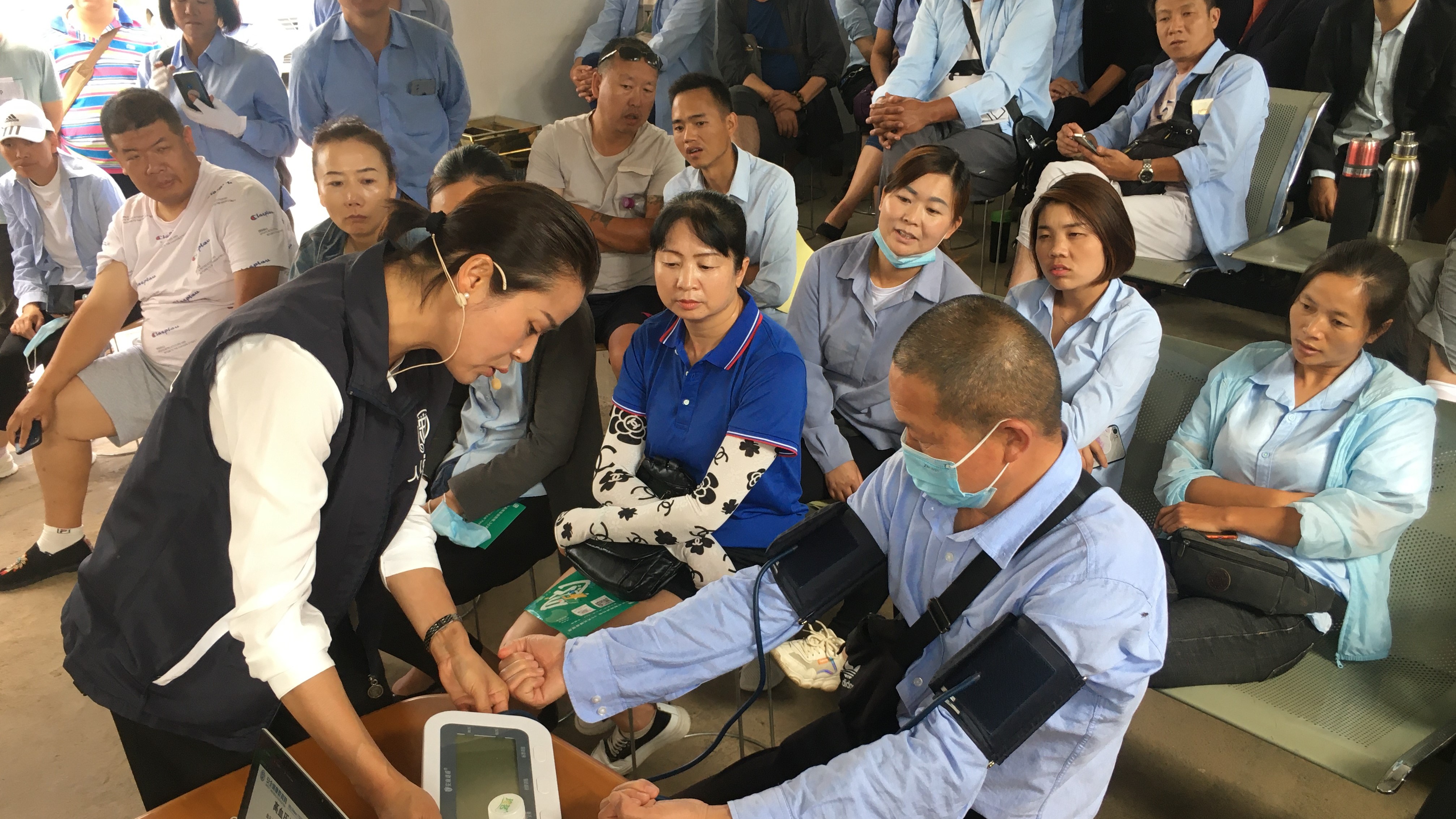 金田企业云南宏华出租公司开展健康安全教育讲座