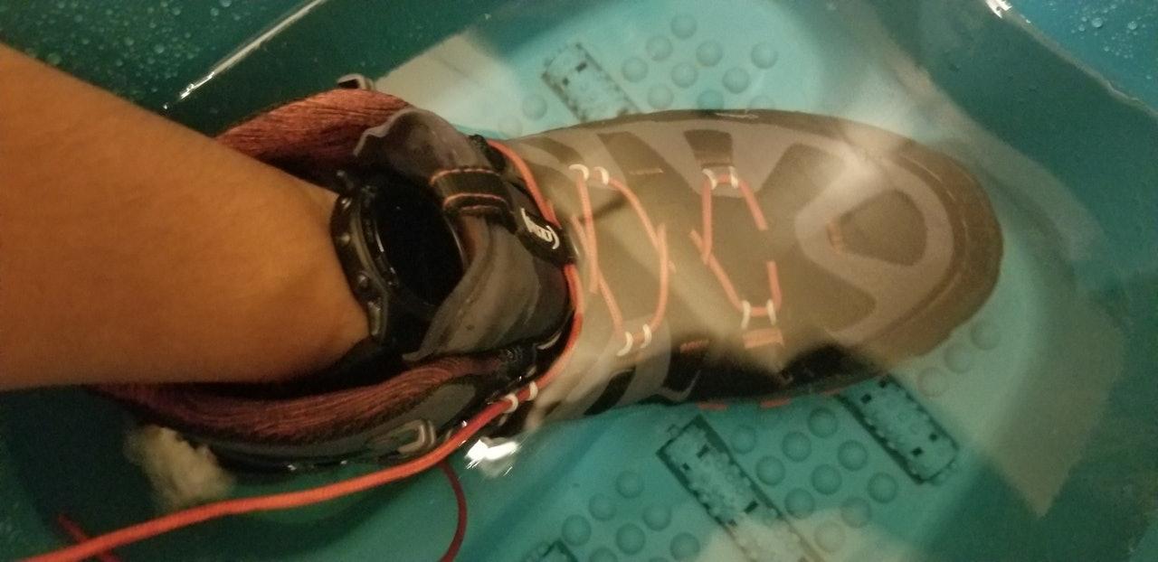 aku登山鞋属于什么档次,aku户外登山鞋