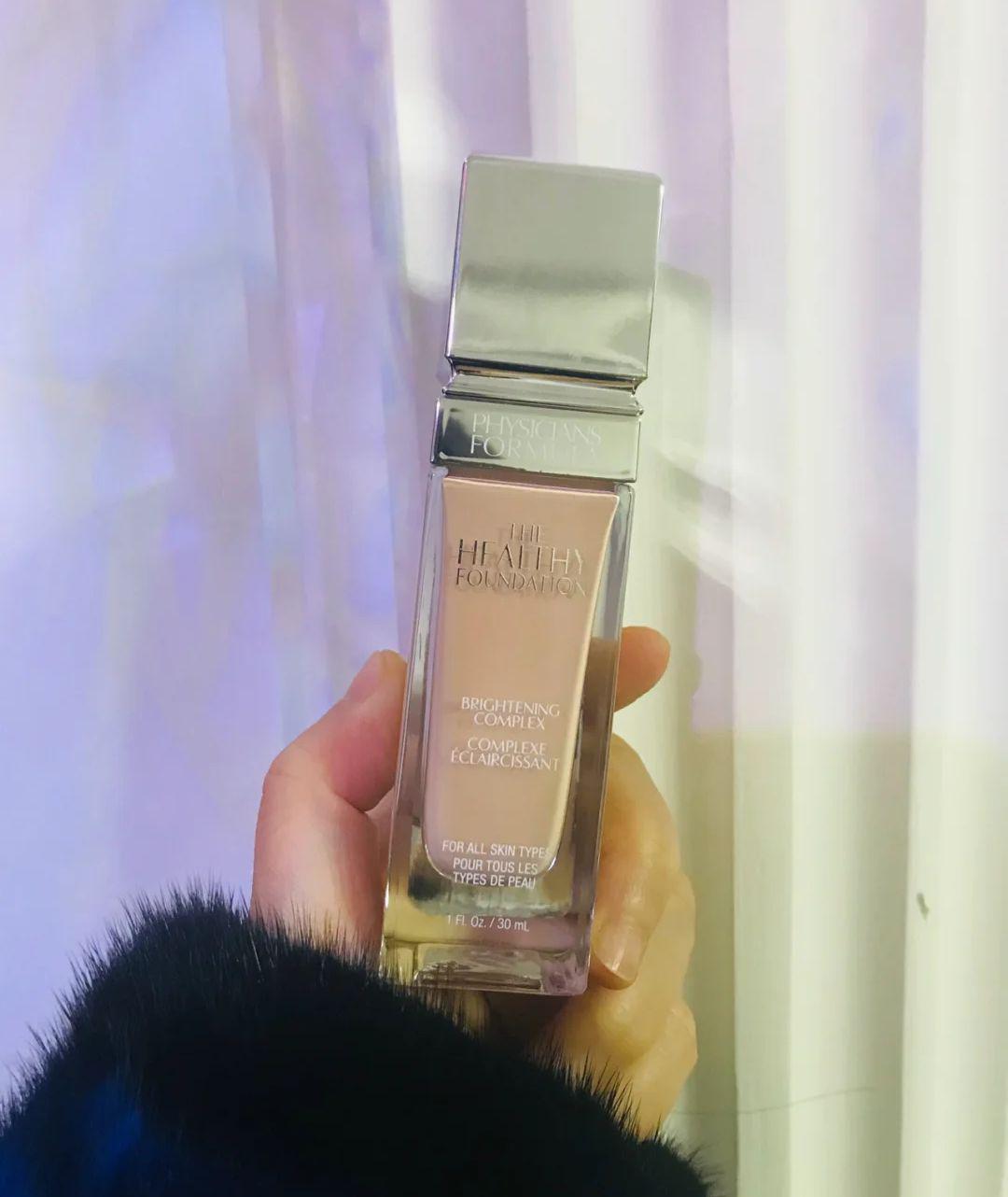 化妆起皮不是你的错,但选错粉底液就是你的不对了