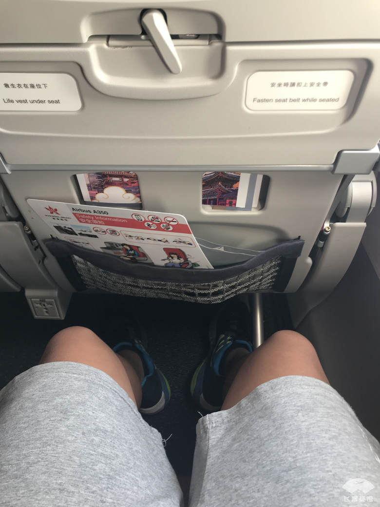 可能再难坐到的港航350！香港飞上海，几乎全程贴着海岸线飞行