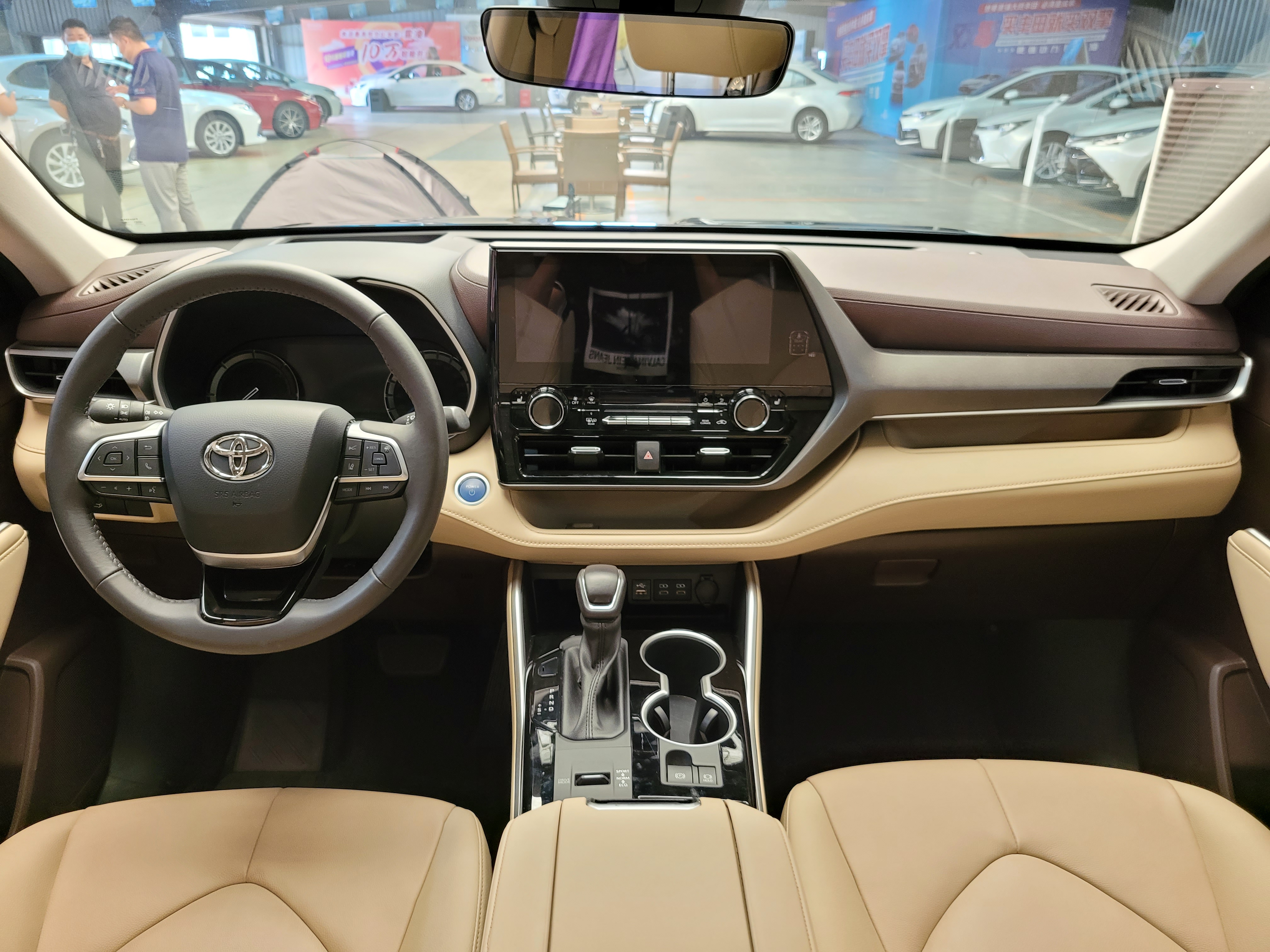 以前老汉兰达和现在汉兰达对比,新汉兰达空间尺寸直观图